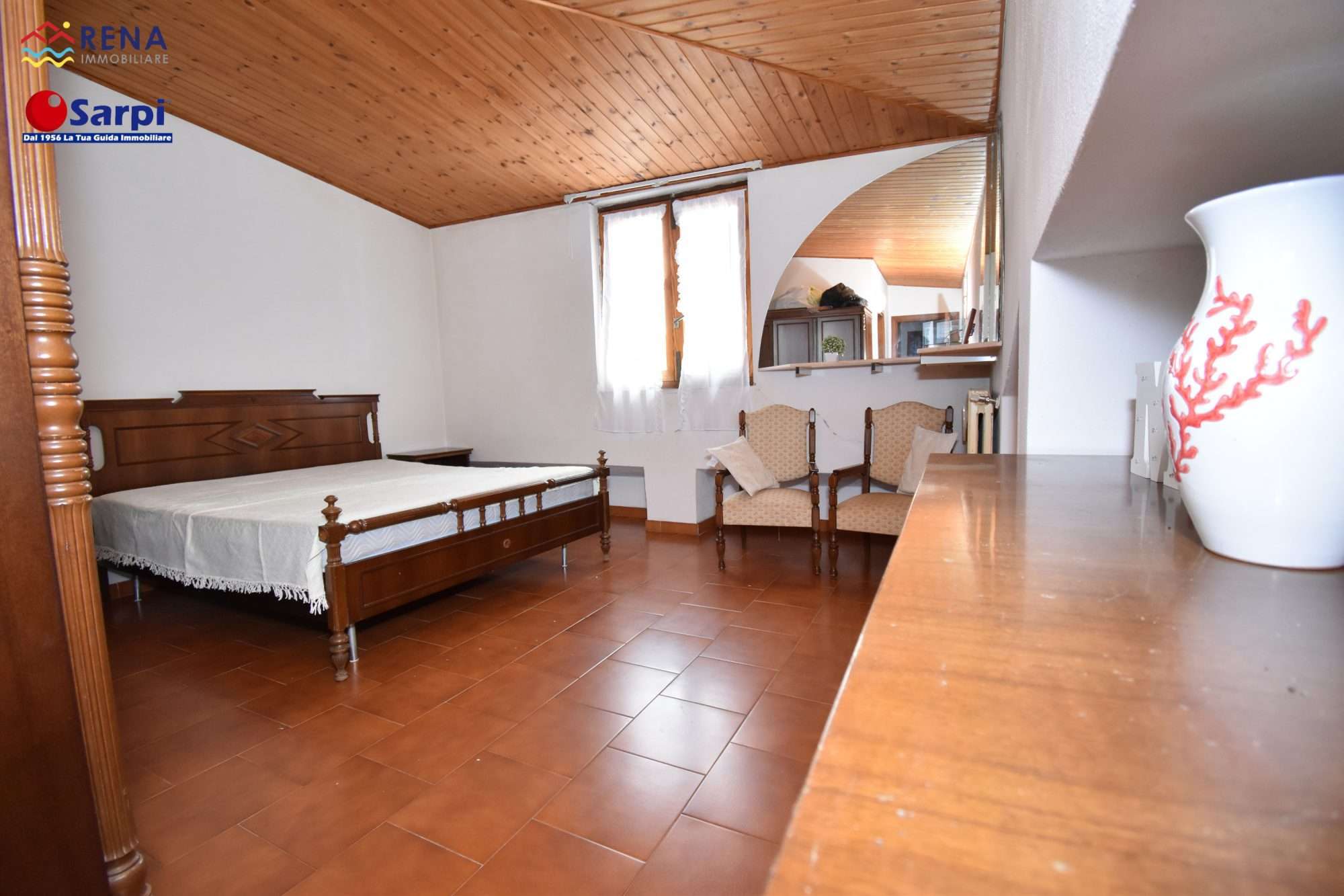 Interessante appartamento al secondo piano con veranda – Tempio Pausania