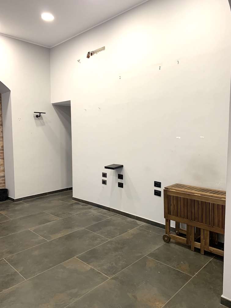 Affittasi negozio in zona Porta Venezia, Milano. Affittasi negozio in zona Porta Venezia, Milano.