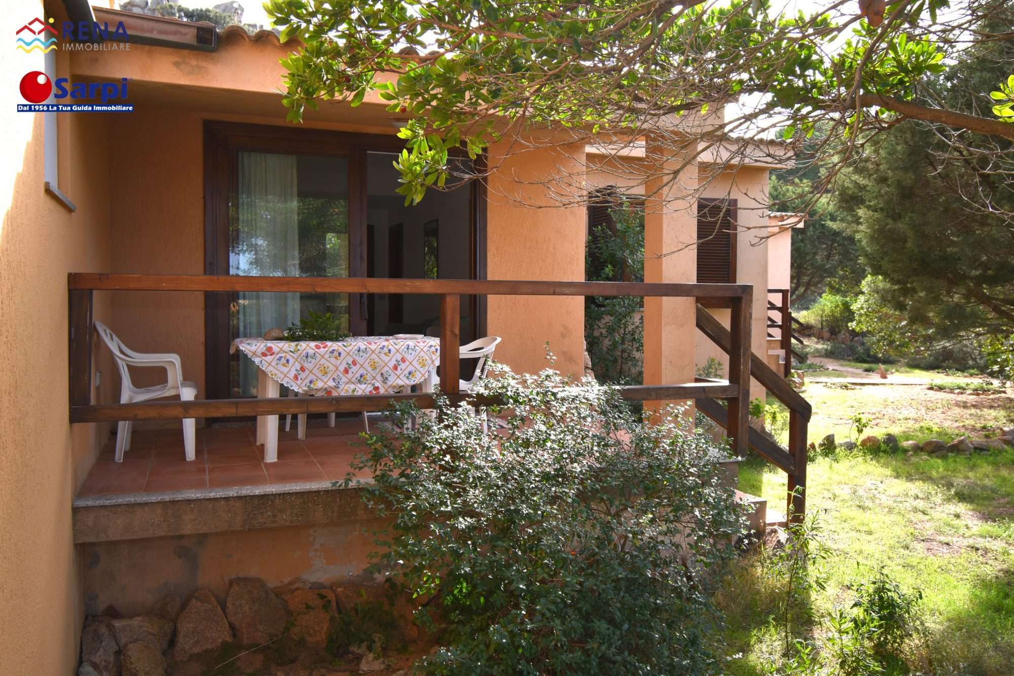 Interessante villetta con veranda e giardino – Costa Paradiso