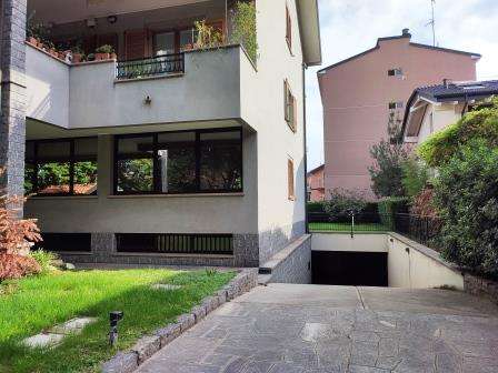 CINISELLO BALSAMO – ZONA BELLARIA – APPARTAMENTO MANSARDATO CINISELLO BALSAMO – ZONA BELLARIA – APPARTAMENTO MANSARDATO