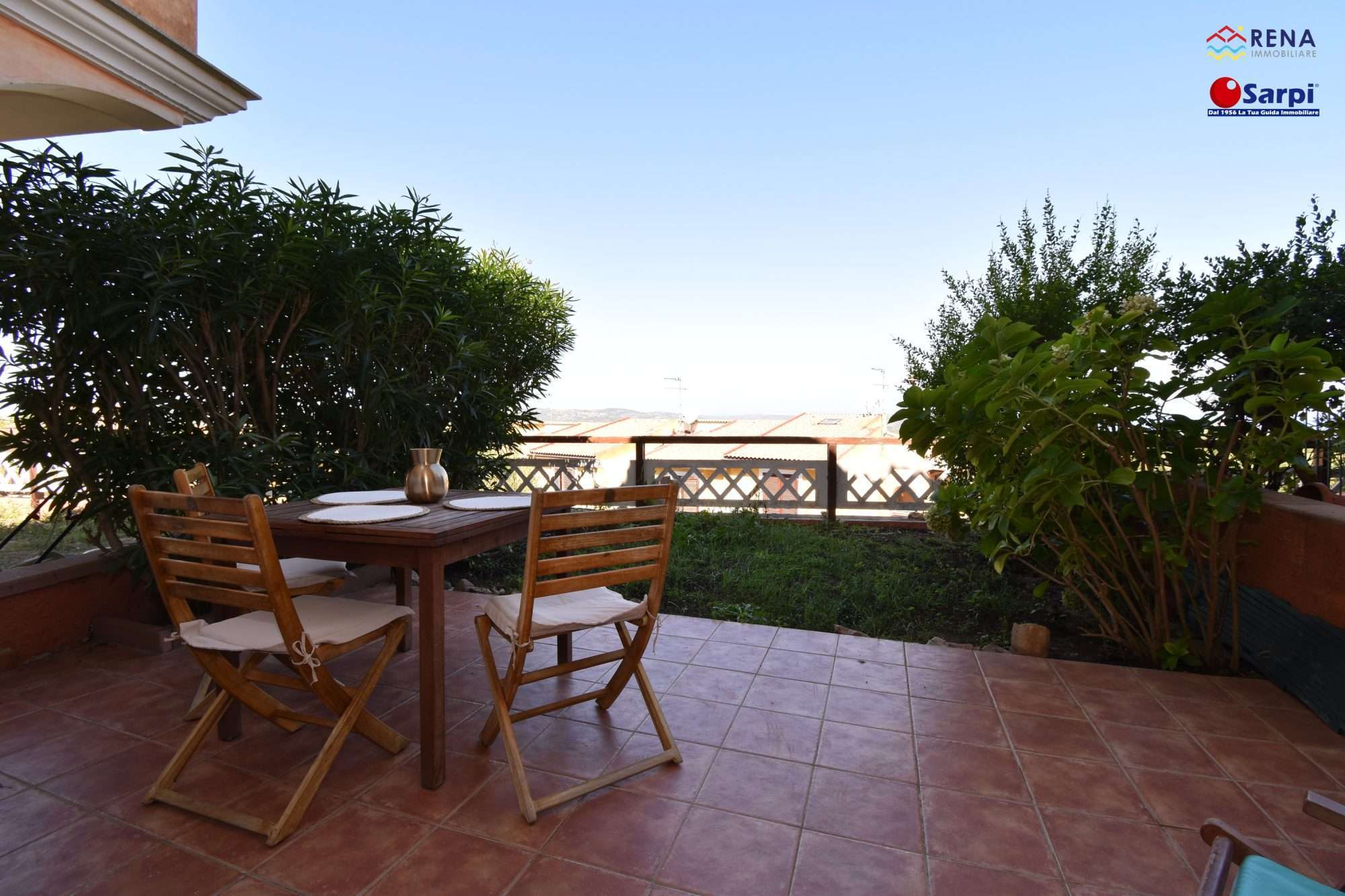 Grazioso bilocale con veranda e vista mare – Santa Teresa Gallura