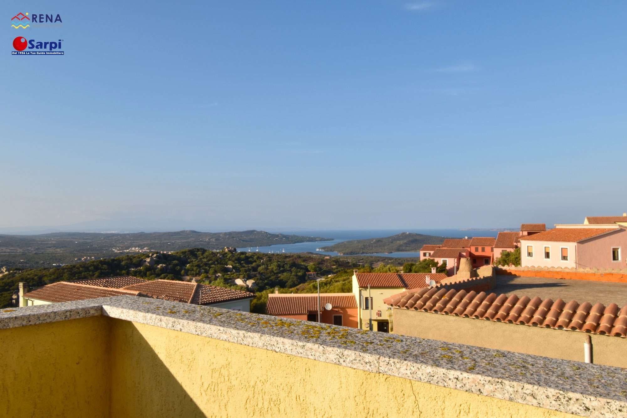 Grazioso appartamento con terrazzo e vista mare – Santa Teresa Gallura