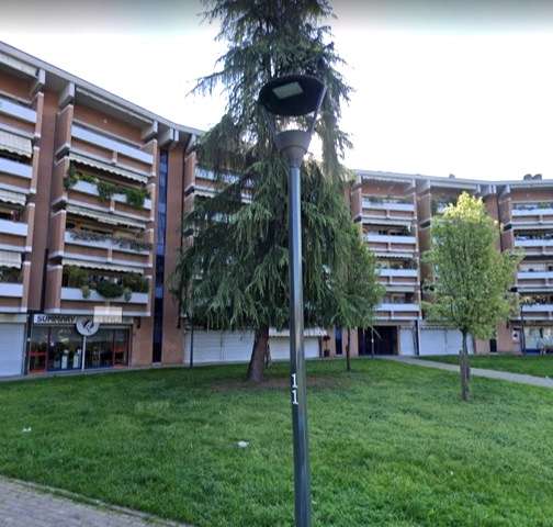 Negozio in affitto a Quinto Romano, Milano.