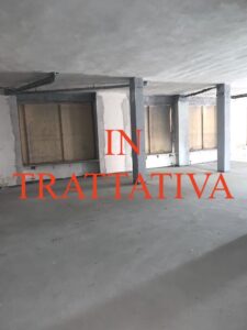 Negozio in affitto a Settimo Milanese, Milano.