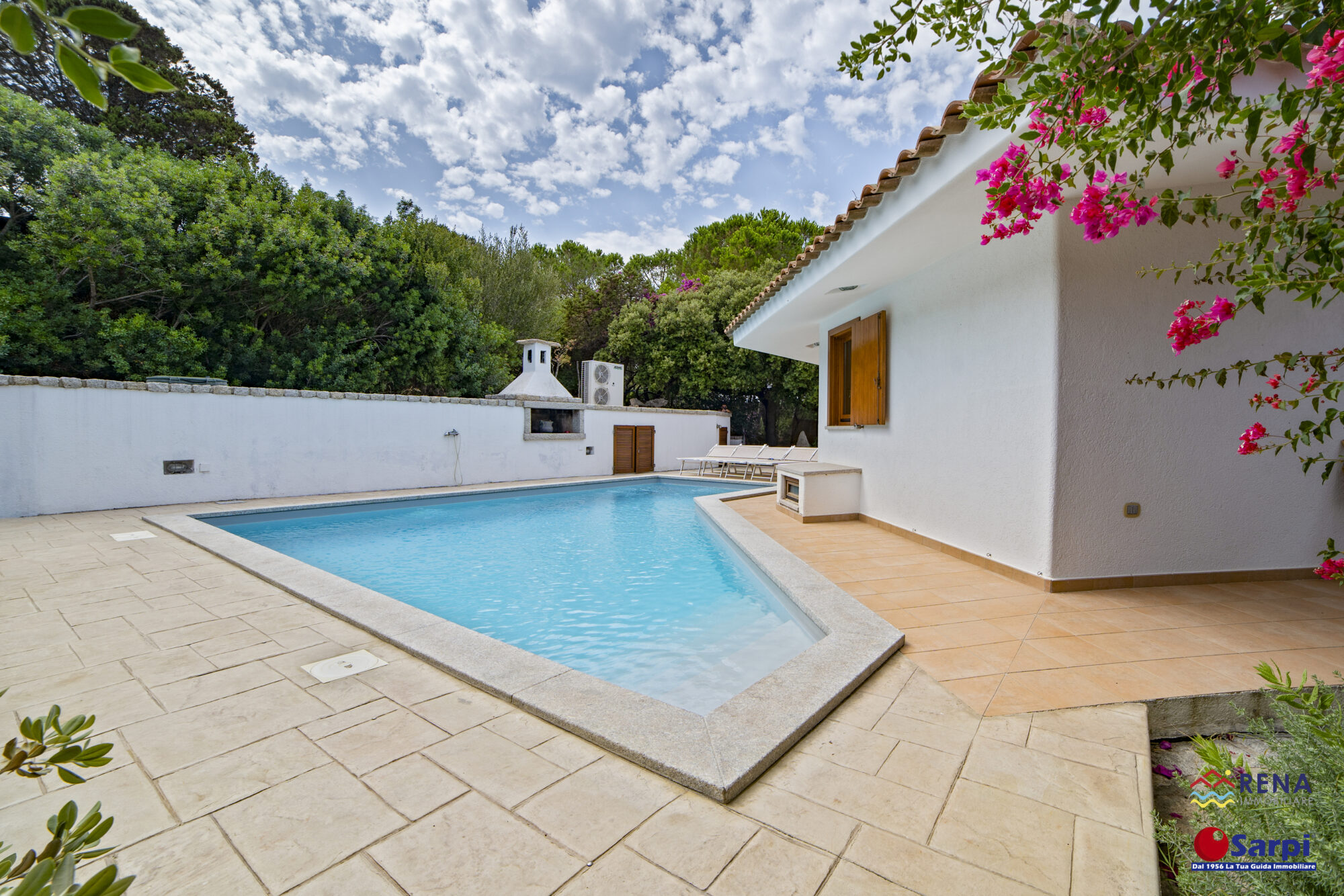 Bellissima villa indipendente con piscina – Portobello