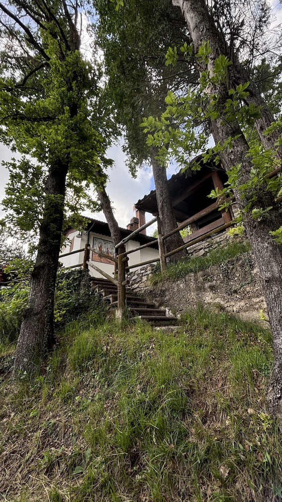 Vendesi casa indipendente ad Alzano Lombardo (BG).