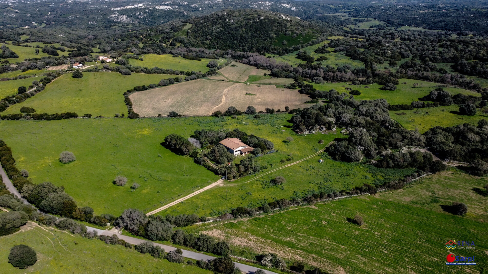 Casale indipendente con giardino privato – Luogosanto