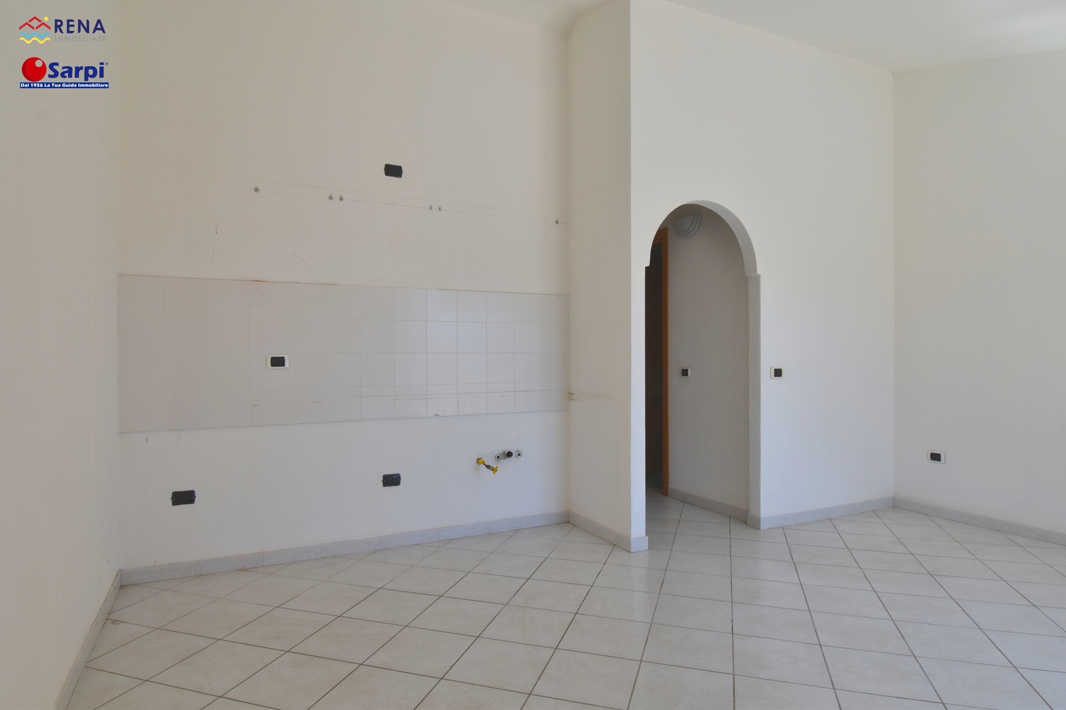 Interessante trilocale in residence con piscina – Santa Teresa Gallura