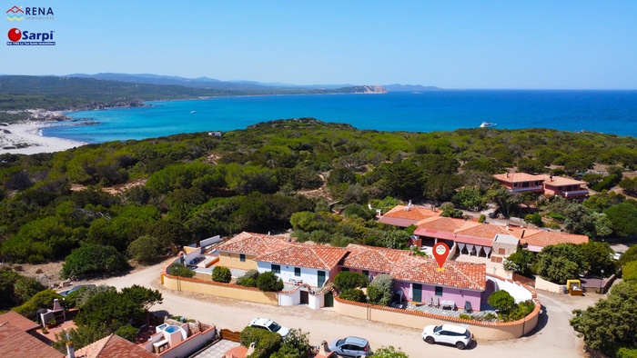 Interessante Villetta su due livelli con giardino – Santa Teresa Gallura