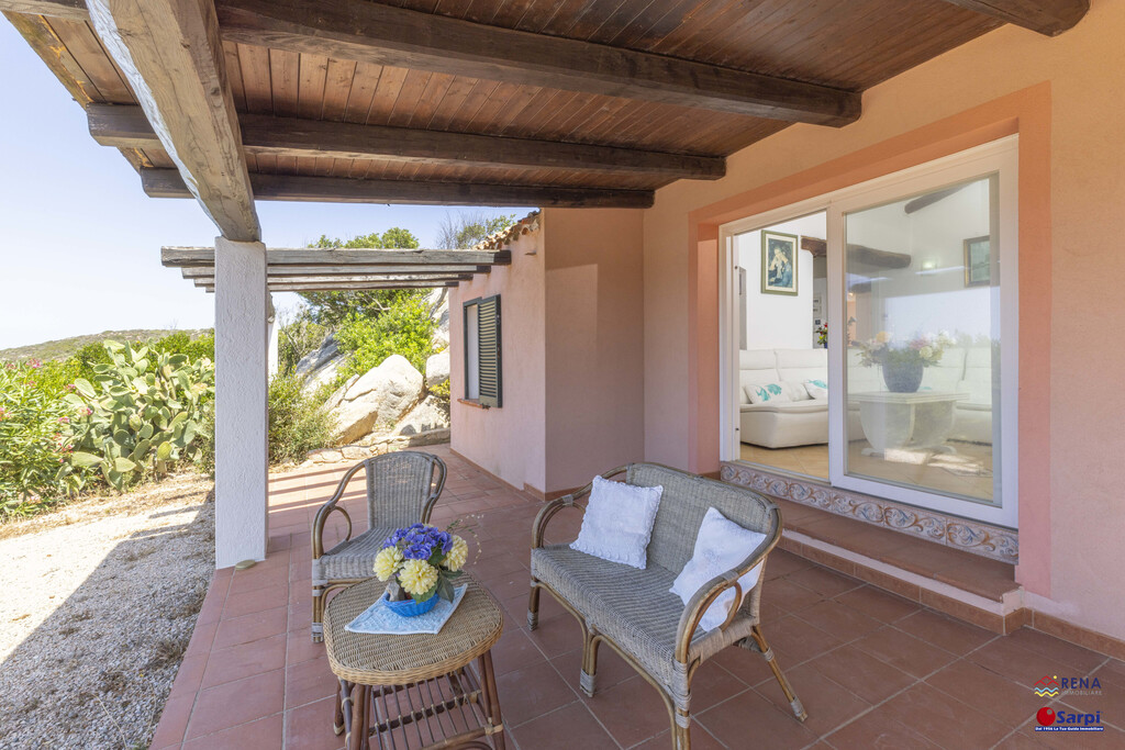 Villa indipendente con dependance e splendida vista mare – Santa Teresa Gallura