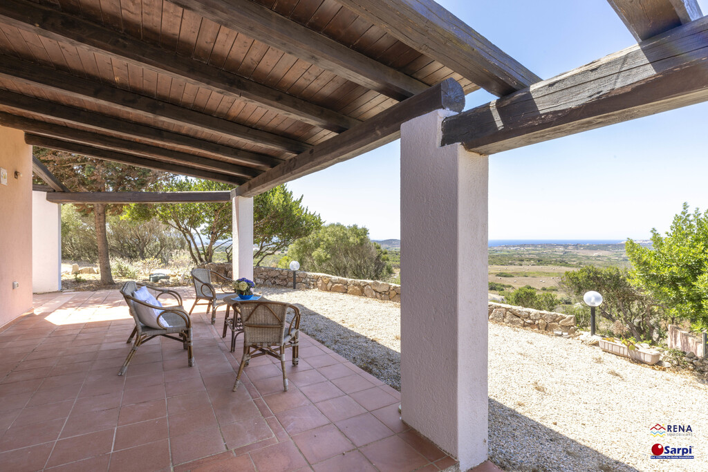 Villa indipendente con dependance e splendida vista mare – Santa Teresa Gallura