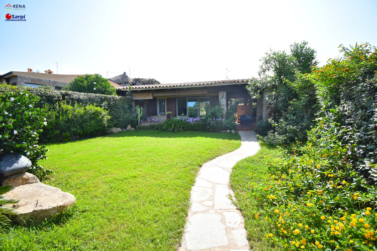 Bellissima villetta con giardino e vista mare – Santa Teresa Gallura