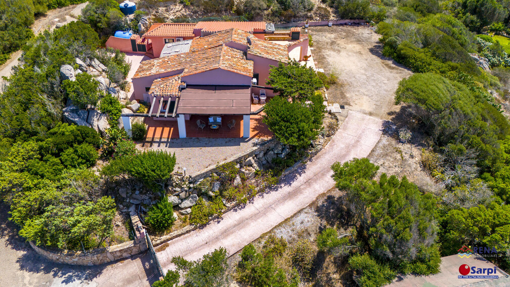 Villa indipendente con dependance e splendida vista mare – Santa Teresa Gallura