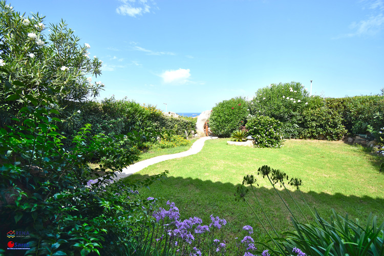 Bellissima villetta con giardino e vista mare – Santa Teresa Gallura