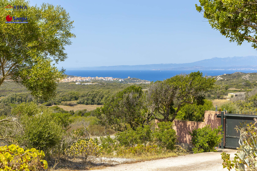 Villa indipendente con dependance e splendida vista mare – Santa Teresa Gallura