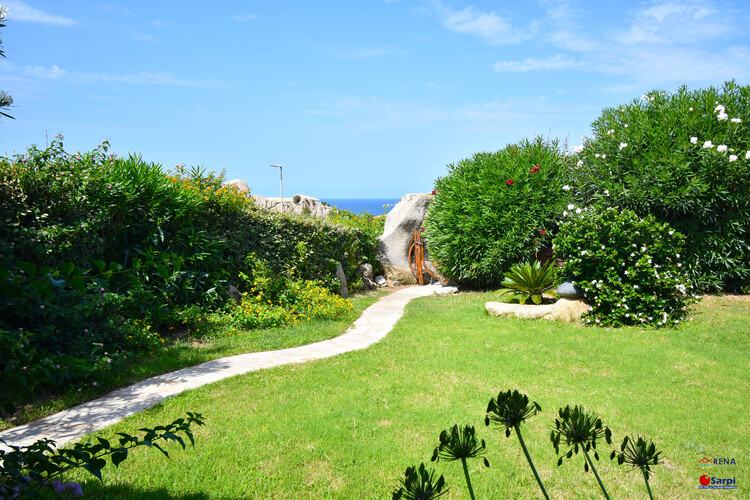 Bellissima villetta con giardino e vista mare – Santa Teresa Gallura