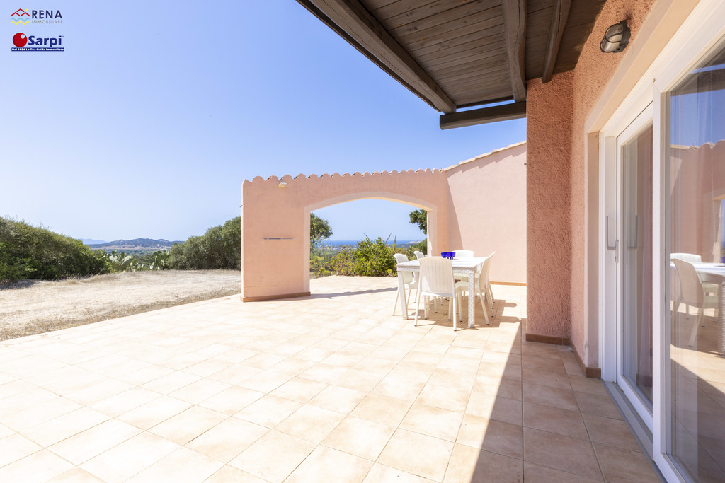 Villa indipendente con dependance e splendida vista mare – Santa Teresa Gallura