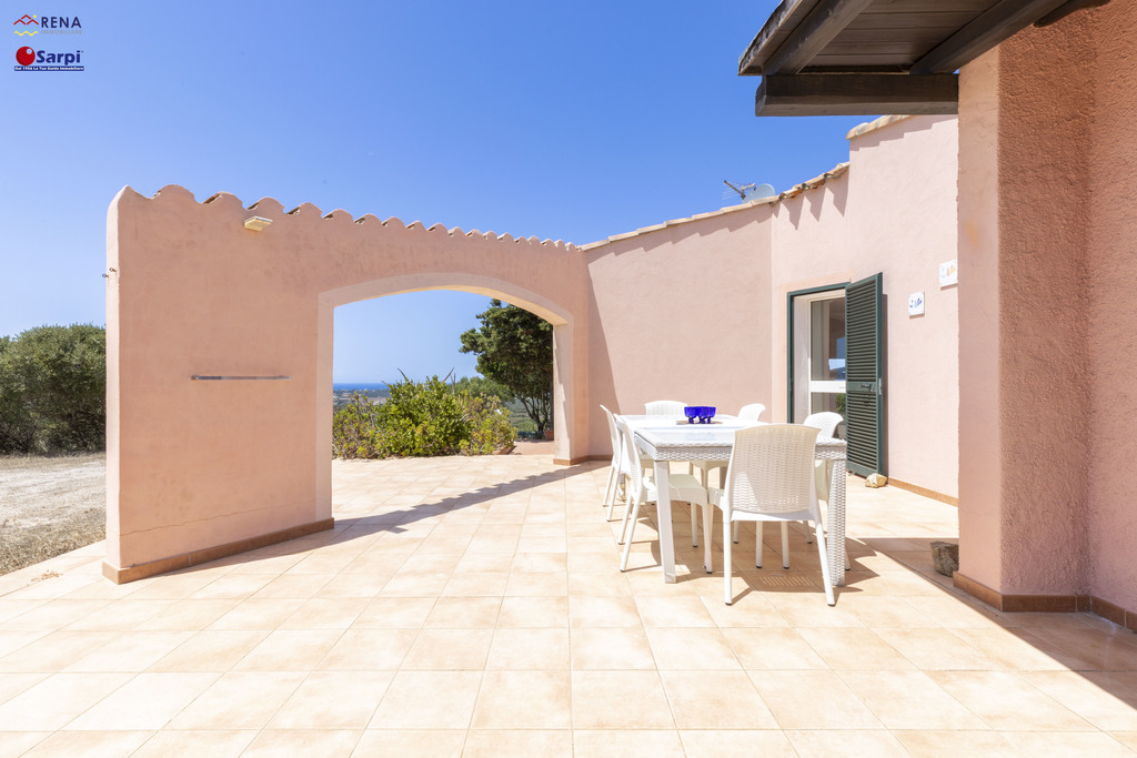 Villa indipendente con dependance e splendida vista mare – Santa Teresa Gallura