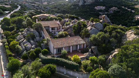 Bellissima villa indipendente con splendida vista mare – Costa Paradiso