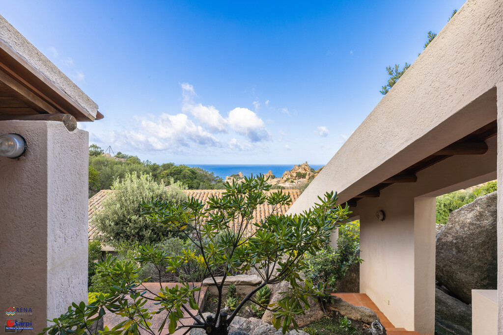 Bellissima villa indipendente con splendida vista mare – Costa Paradiso