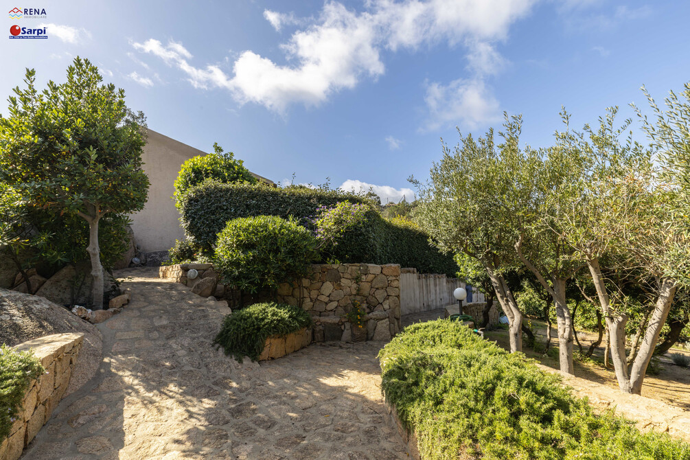 Bellissima villa indipendente con splendida vista mare – Costa Paradiso