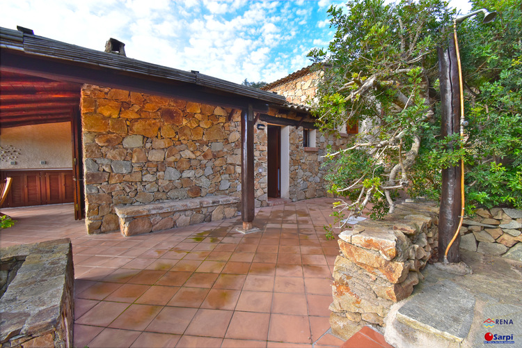 Bellissima villa con giardino e vista mare – Valle Dell’Erica Bellissima villa con giardino e vista mare – Valle Dell’Erica