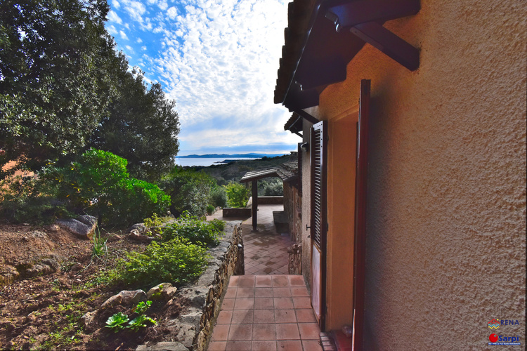 Bellissima villa con giardino e vista mare – Valle Dell’Erica Bellissima villa con giardino e vista mare – Valle Dell’Erica