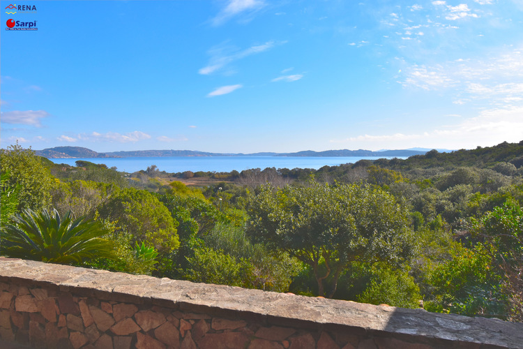 Bellissima villa con giardino e vista mare – Valle Dell’Erica Bellissima villa con giardino e vista mare – Valle Dell’Erica