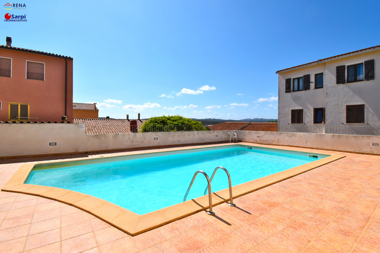 Interessante bilocale con veranda e piscina – Santa Teresa Gallura Interessante bilocale con veranda e piscina – Santa Teresa Gallura