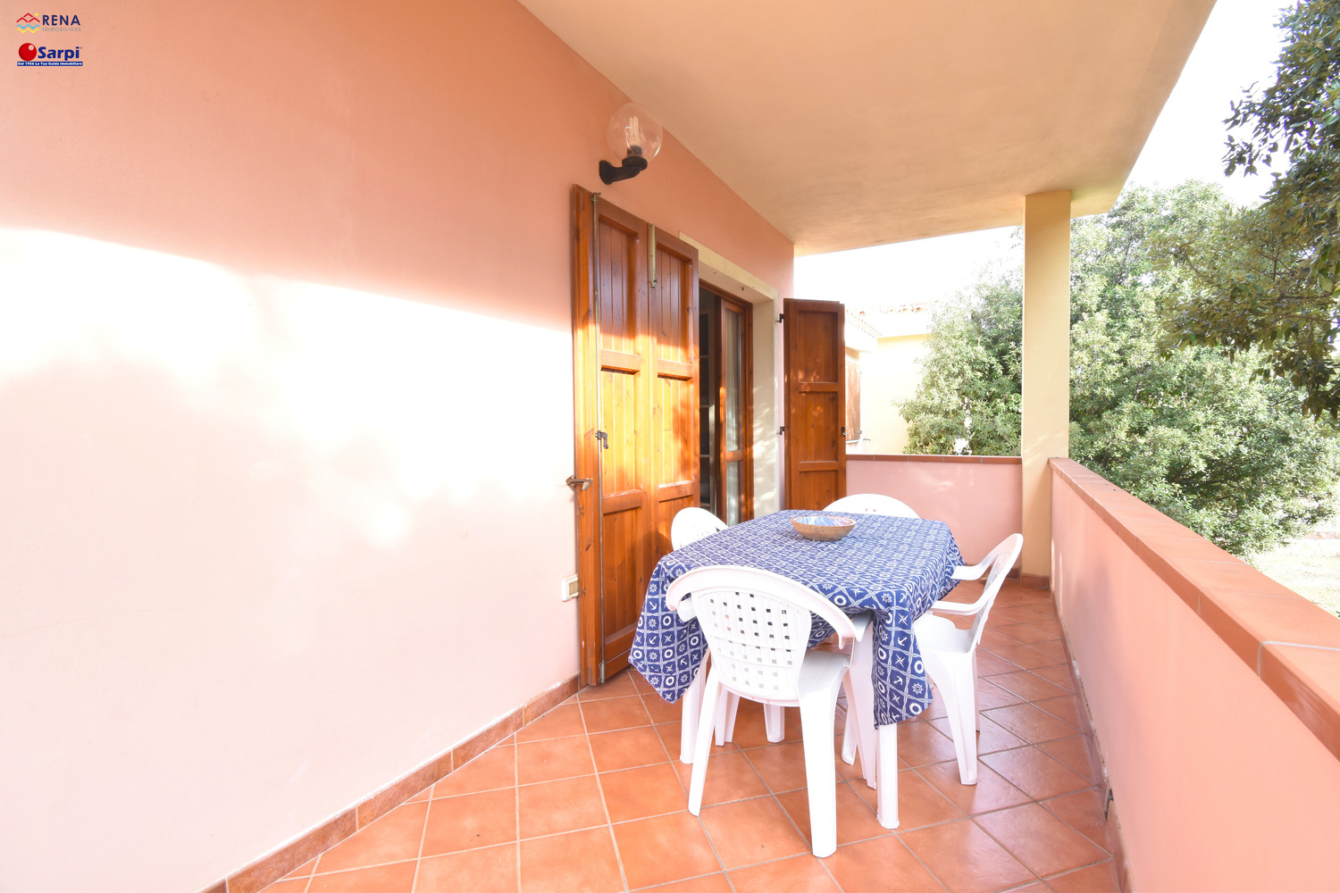 Interessante monolocale con terrazzo – Rena Majore