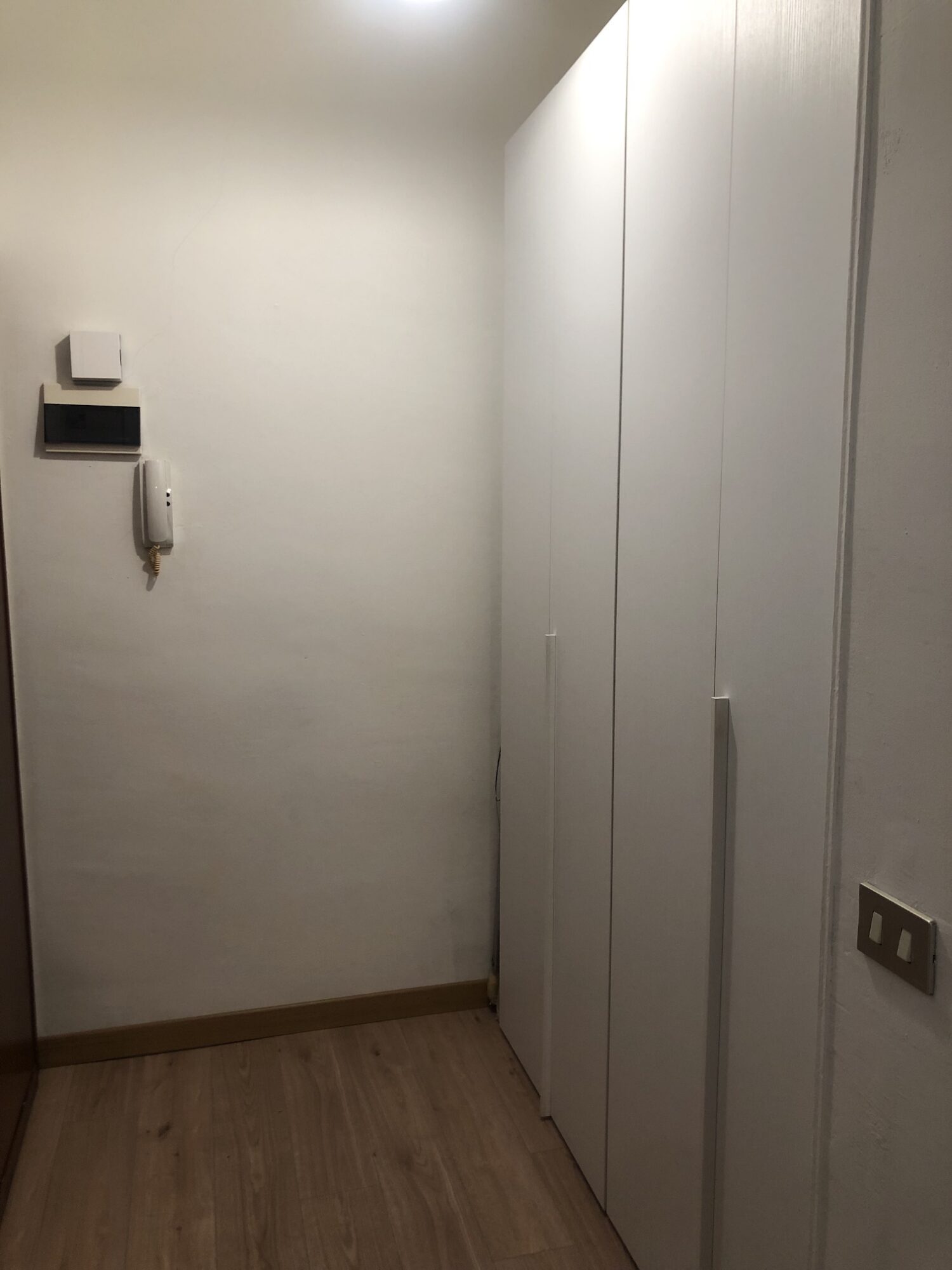 Affittasi open space a Cesano Boscone.