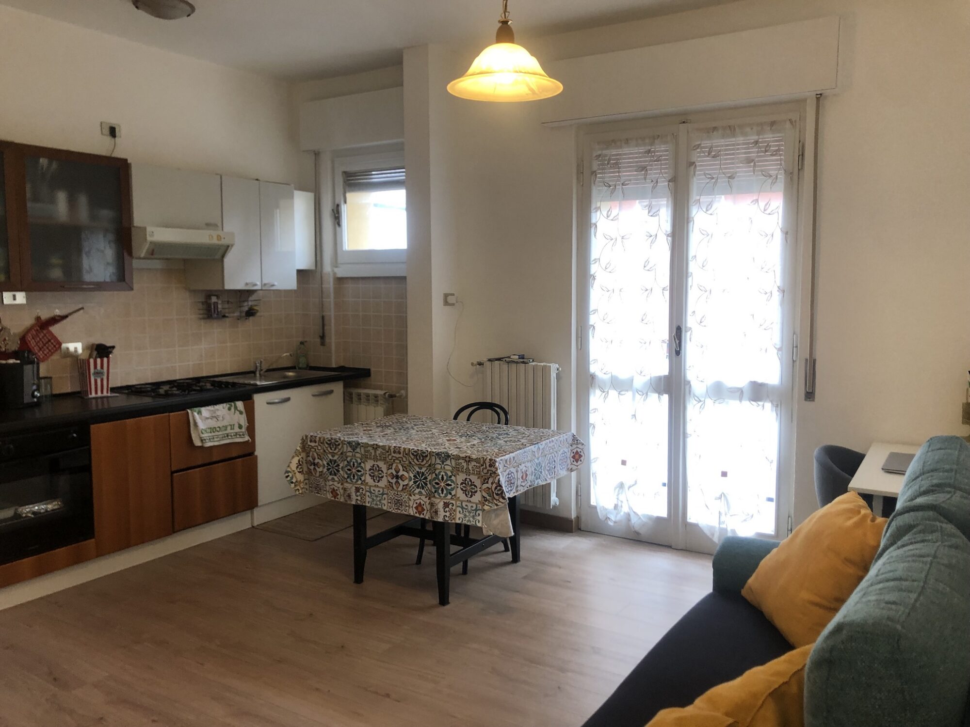 Affittasi open space a Cesano Boscone.