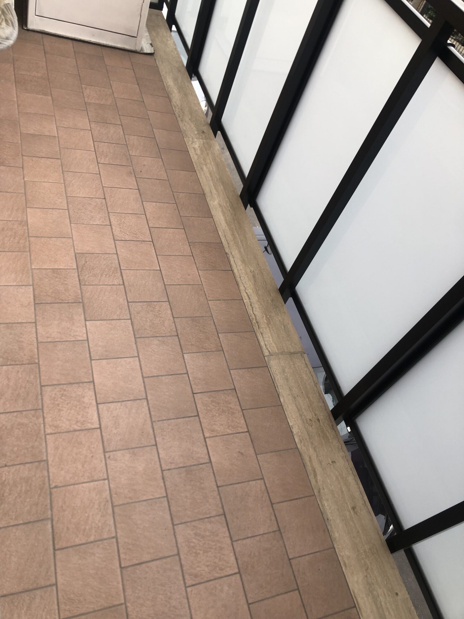 Affittasi open space a Cesano Boscone.