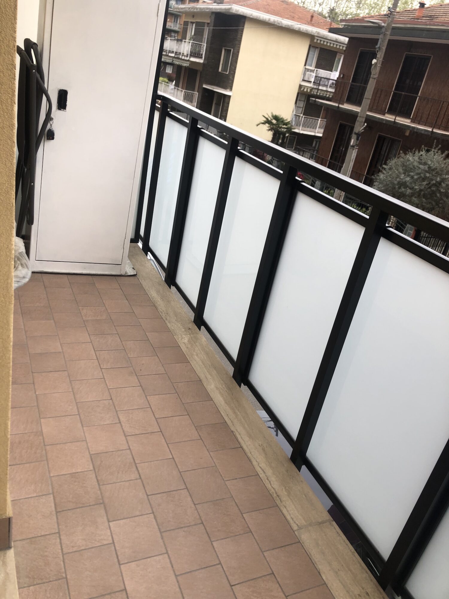 Affittasi open space a Cesano Boscone.