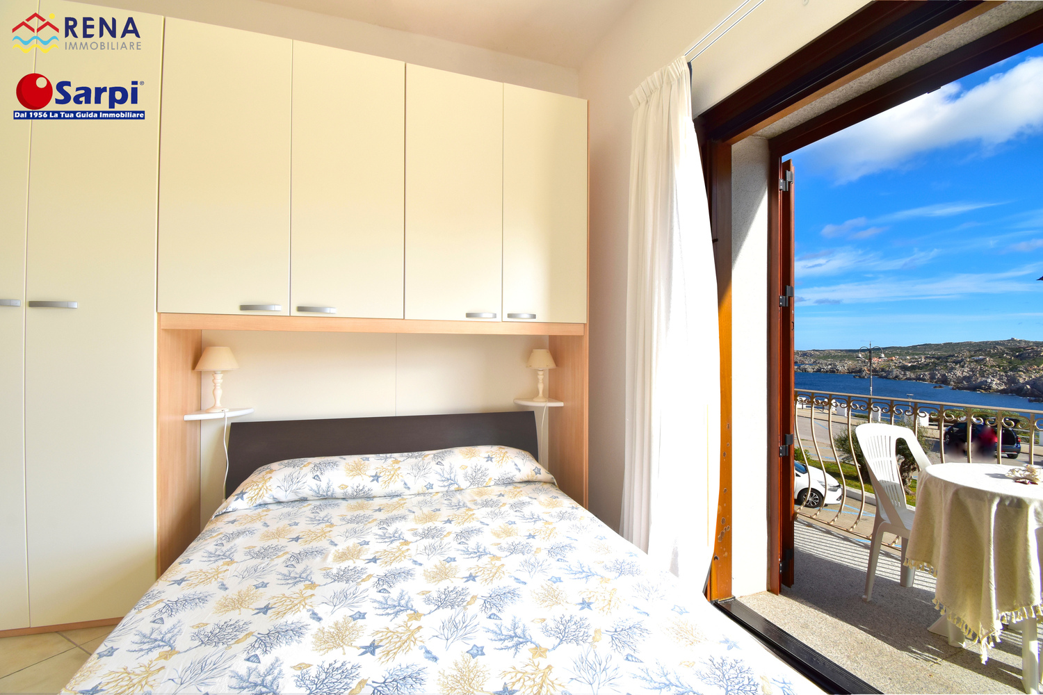 Appartamento open-space con bellissima vista mare – Santa Teresa Gallura