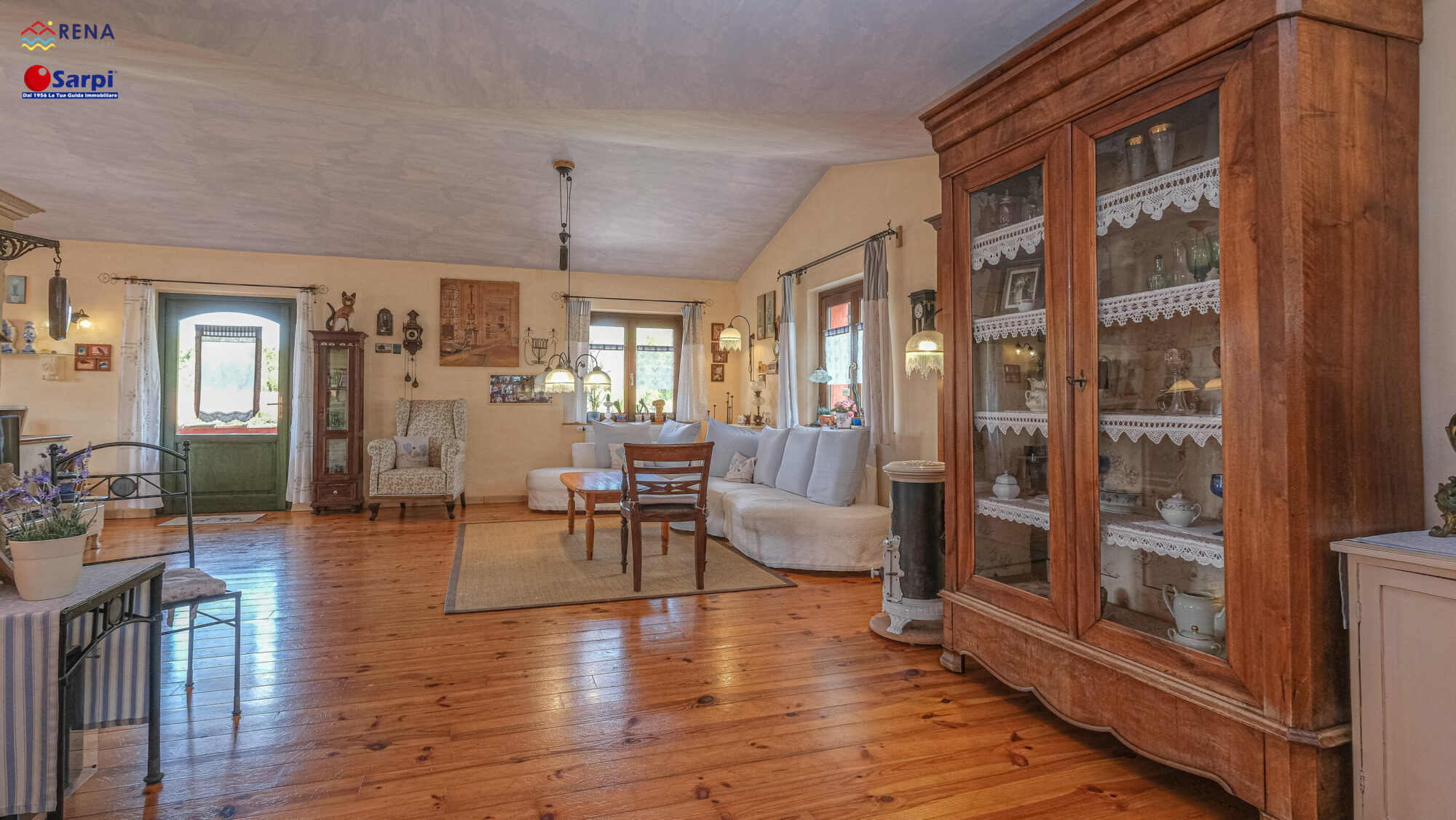 Casa indipendente con dependance e giardino – Luogosanto