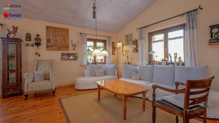 Casa indipendente con dependance e giardino – Luogosanto