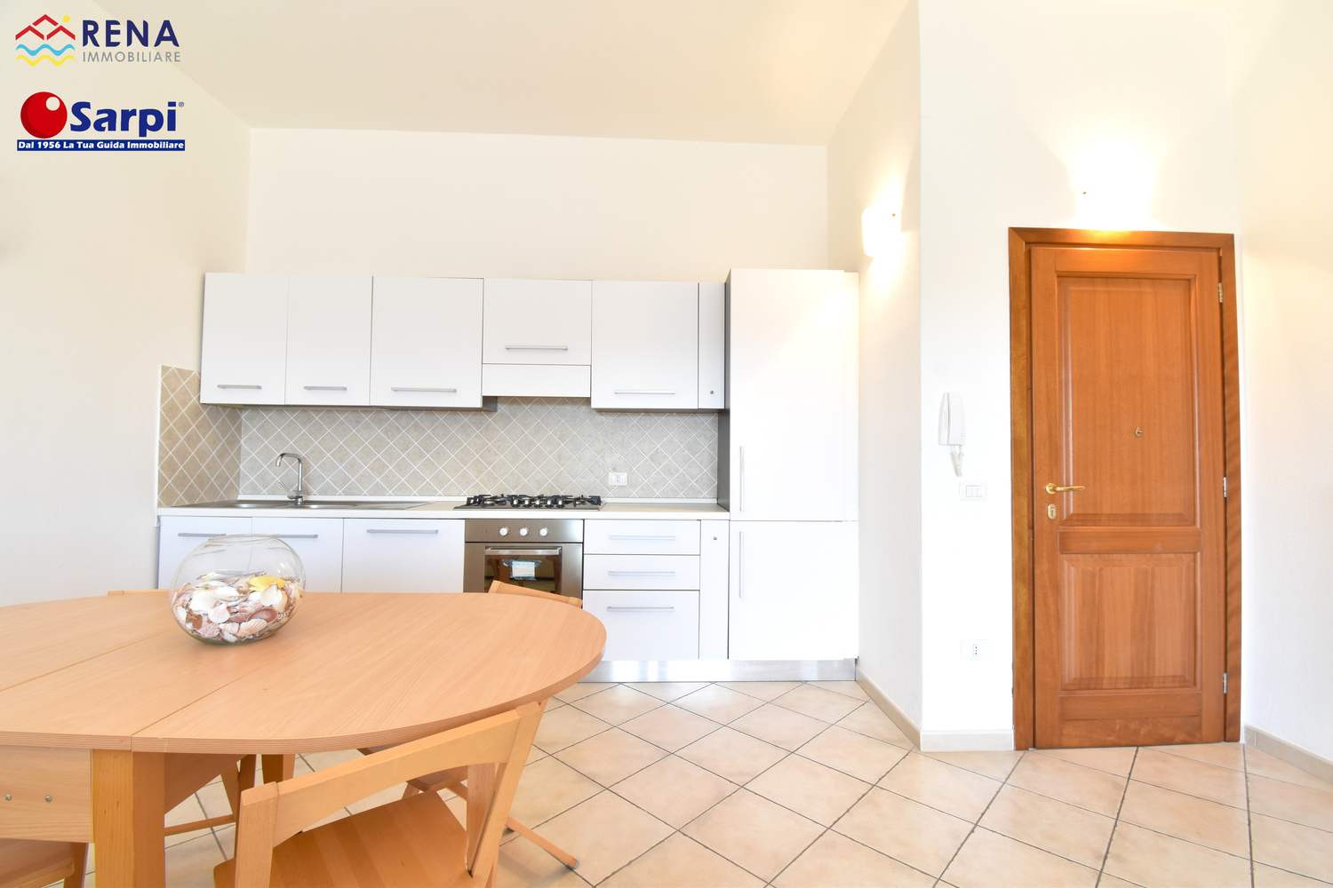 Appartamento open-space con bellissima vista mare – Santa Teresa Gallura