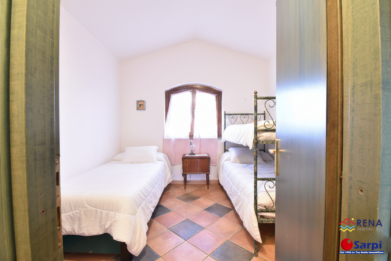 Interessante Villetta con splendida vista mare – Baia Vignola
