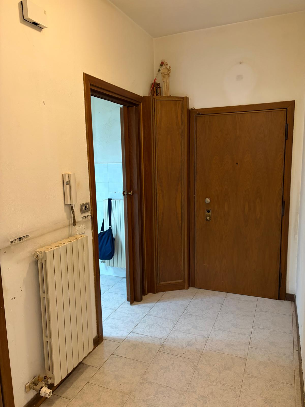 Nova Milanese tre locali con posto auto