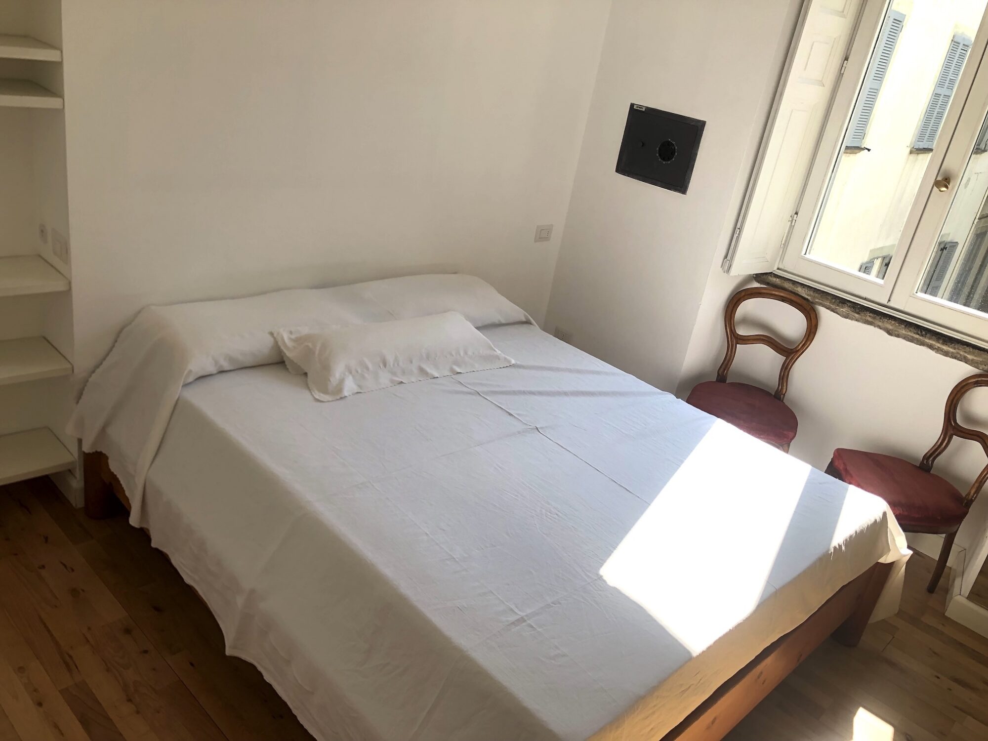 Vendesi quattro locali zona Brera, Milano.