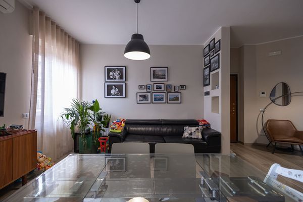 Zona Maggiolina Trilocale doppi servizi. Ristrutturato