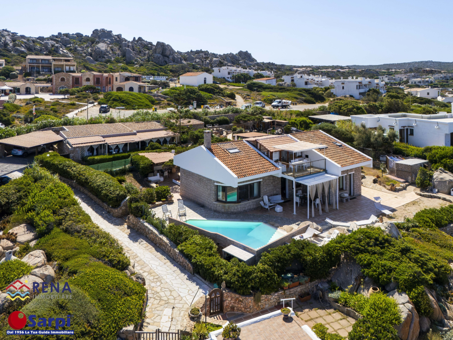 Bellissima proprietà con splendida vista sul mare – Santa Reparata