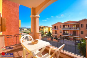 Interessante bilocale con terrazza – Santa Teresa Gallura