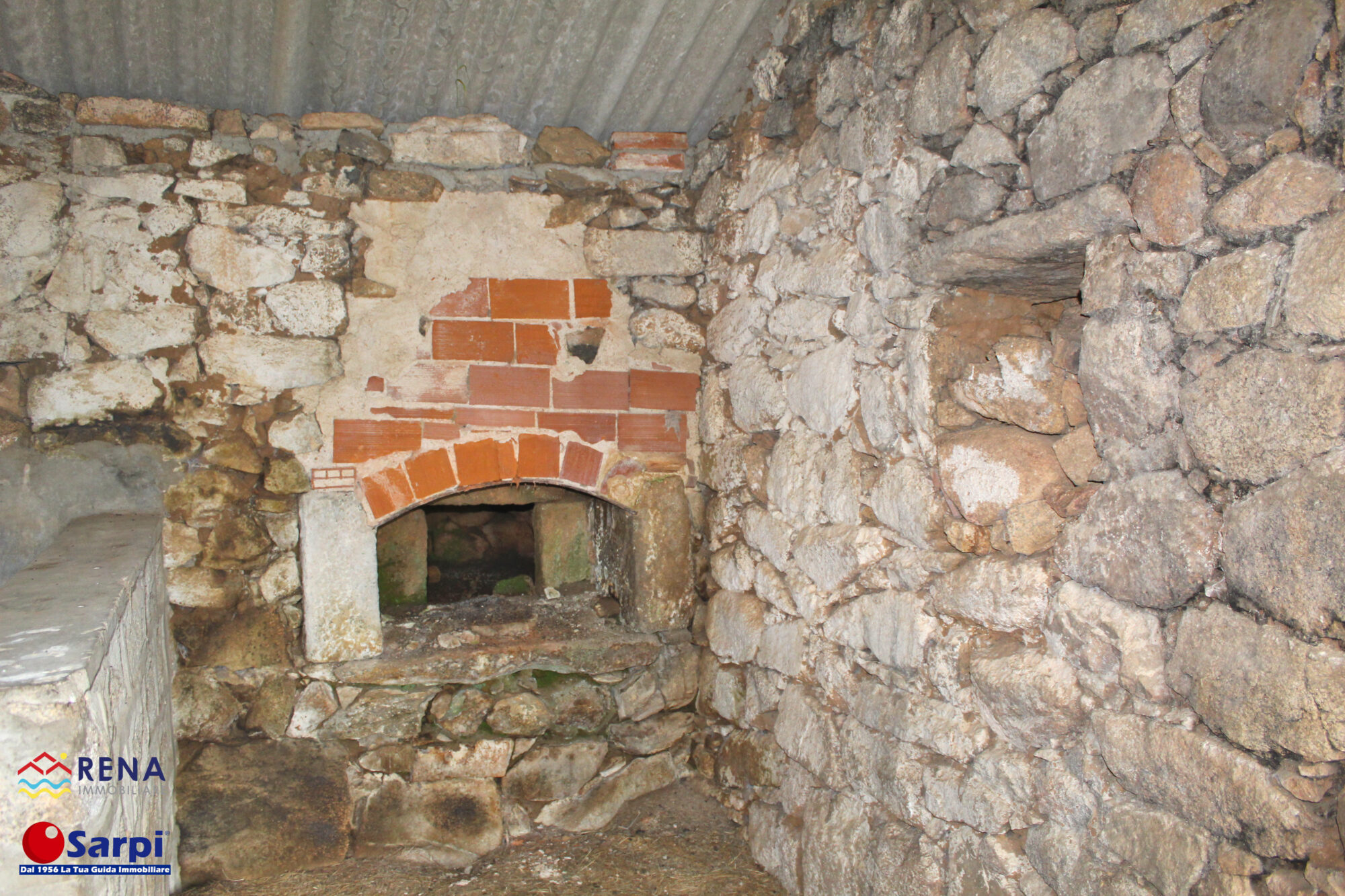 Interessante tenuta con tre stazzi galluresi – Luogosanto Interessante tenuta con tre stazzi galluresi – Luogosanto