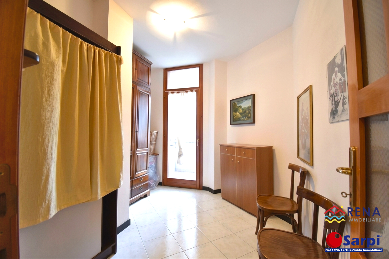 Ampio appartamento in zona centrale – Tempio Pausania Ampio appartamento in zona centrale – Tempio Pausania