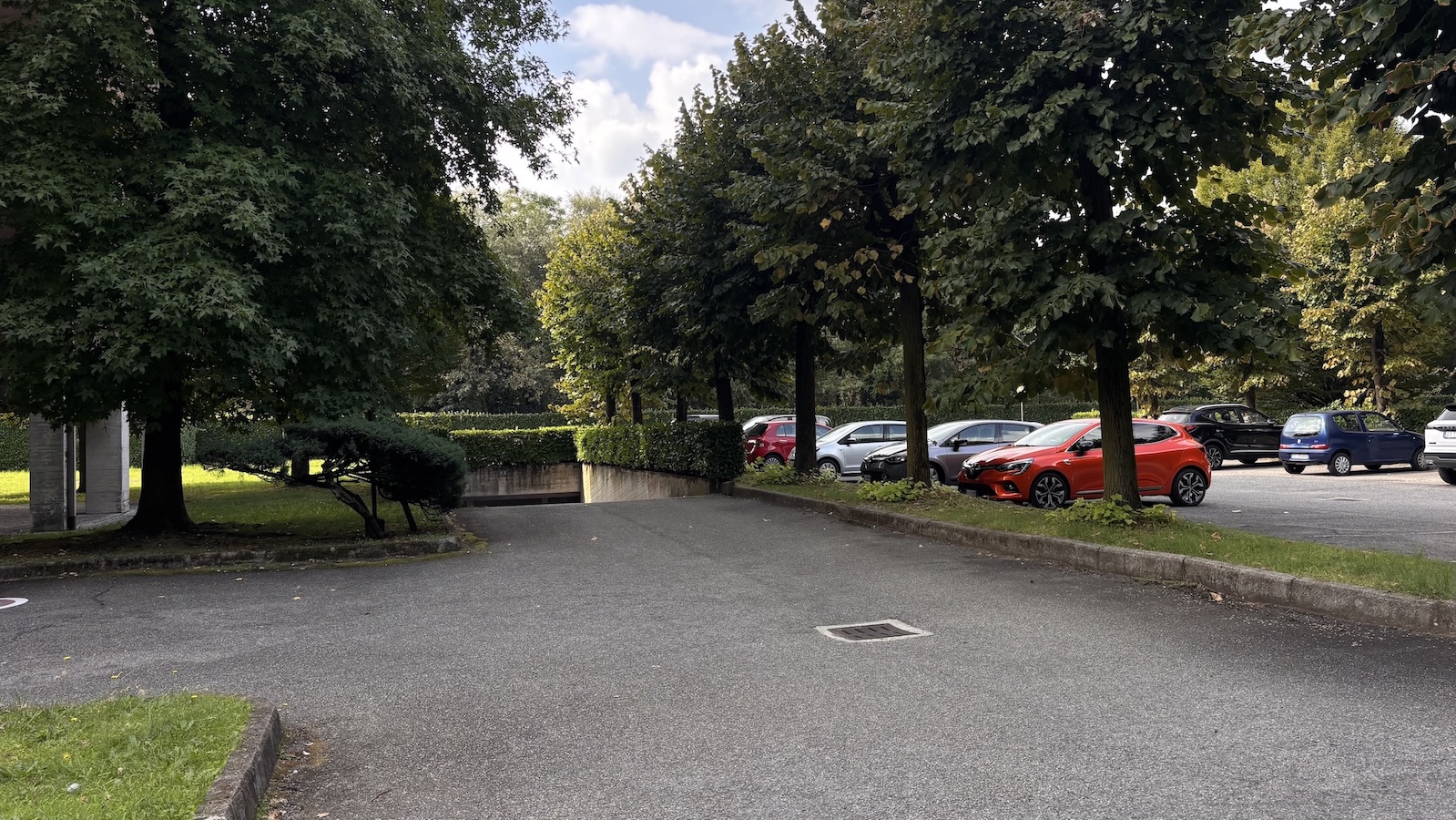 4 locali in vendita a Legnano. 4 locali in vendita a Legnano.