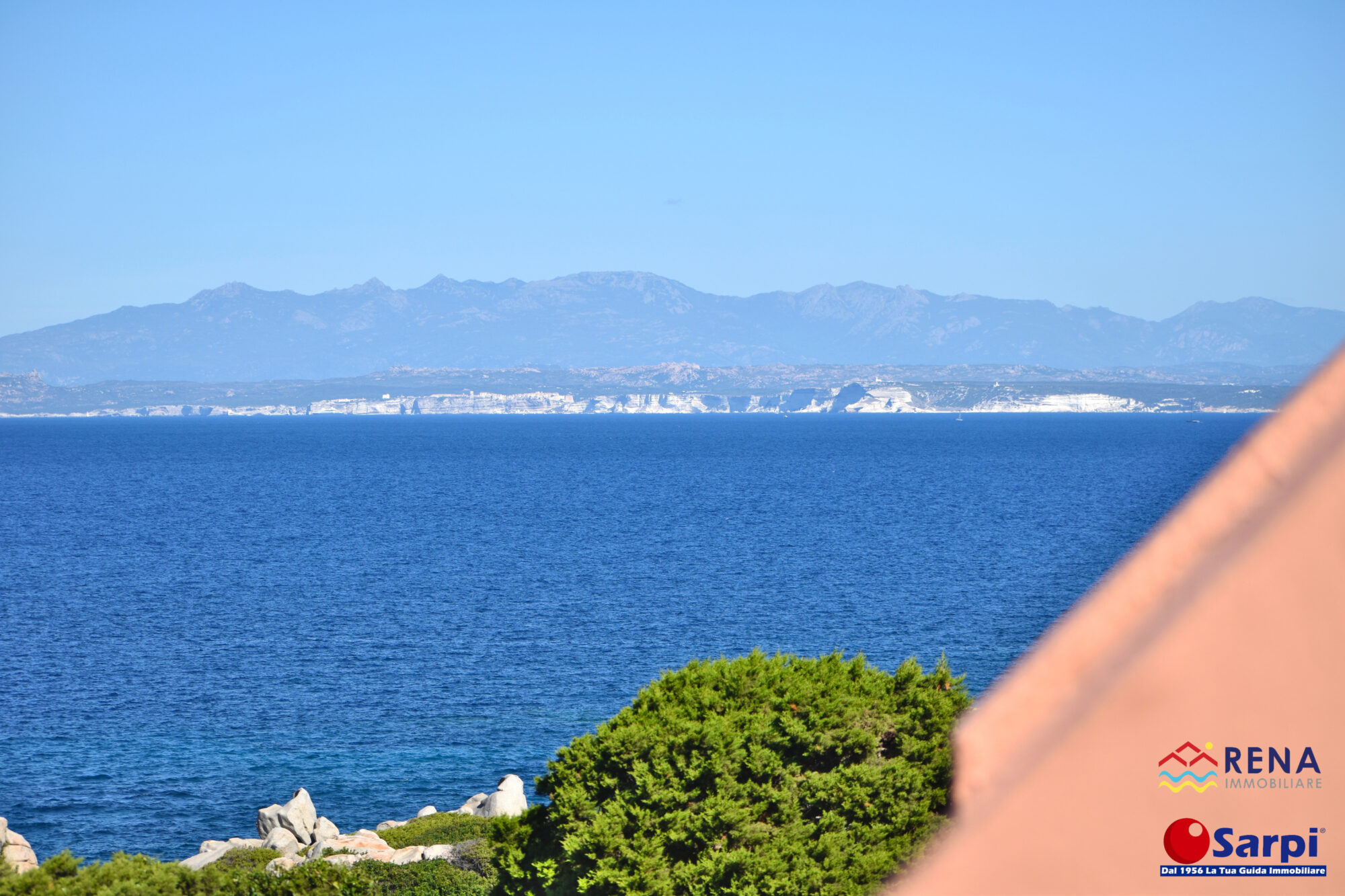 Interessante terracielo con splendida vista sul mare – Santa Teresa Gallura Interessante terracielo con splendida vista sul mare – Santa Teresa Gallura