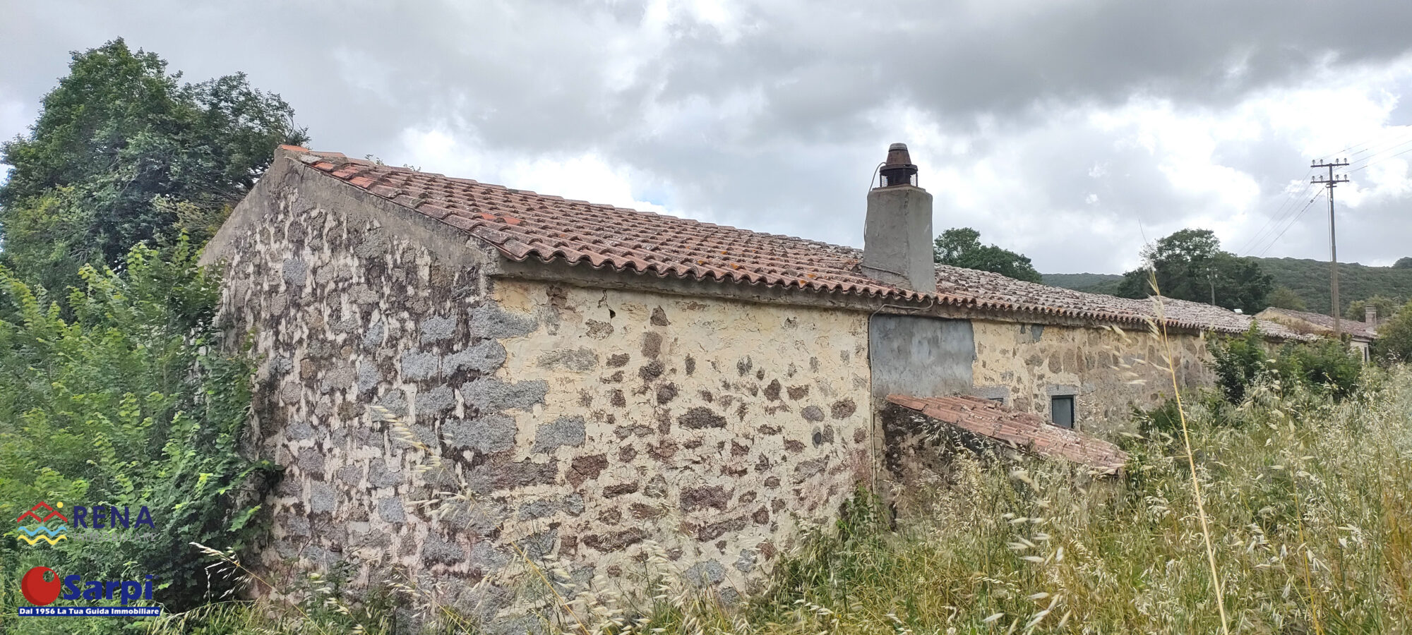 Interessante stazzo con ampio terreno – Luogosanto