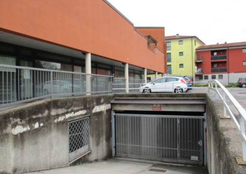 Ex Filiale Bancaria, via Negrini 1, Villa Guardia (CO) - 9